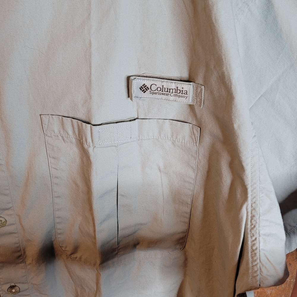 Columbia PFG Pull Over with Embroidered Large Mouth Bass Men's Size Large - Picture 3 of 9